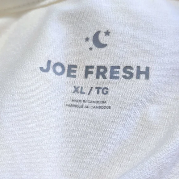 NEW! Joe Fresh Women's Graphic T-Shirt Size XL - Picture 7 of 10
